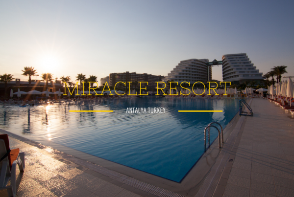 Reisfilm Miracle resort Turkije